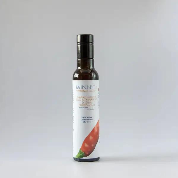 Condimento a base di olio EVO Carolea e Peperoncino